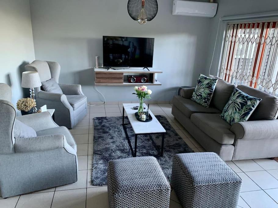 Chiltern Valley View Apartment Durban